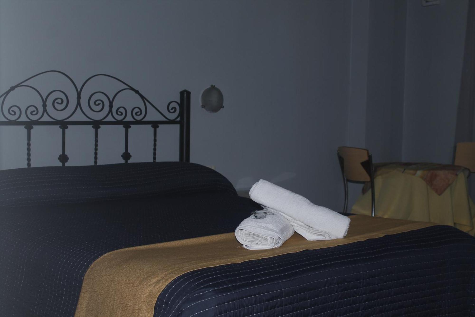 Hotel Sienna メンドーサ エクステリア 写真