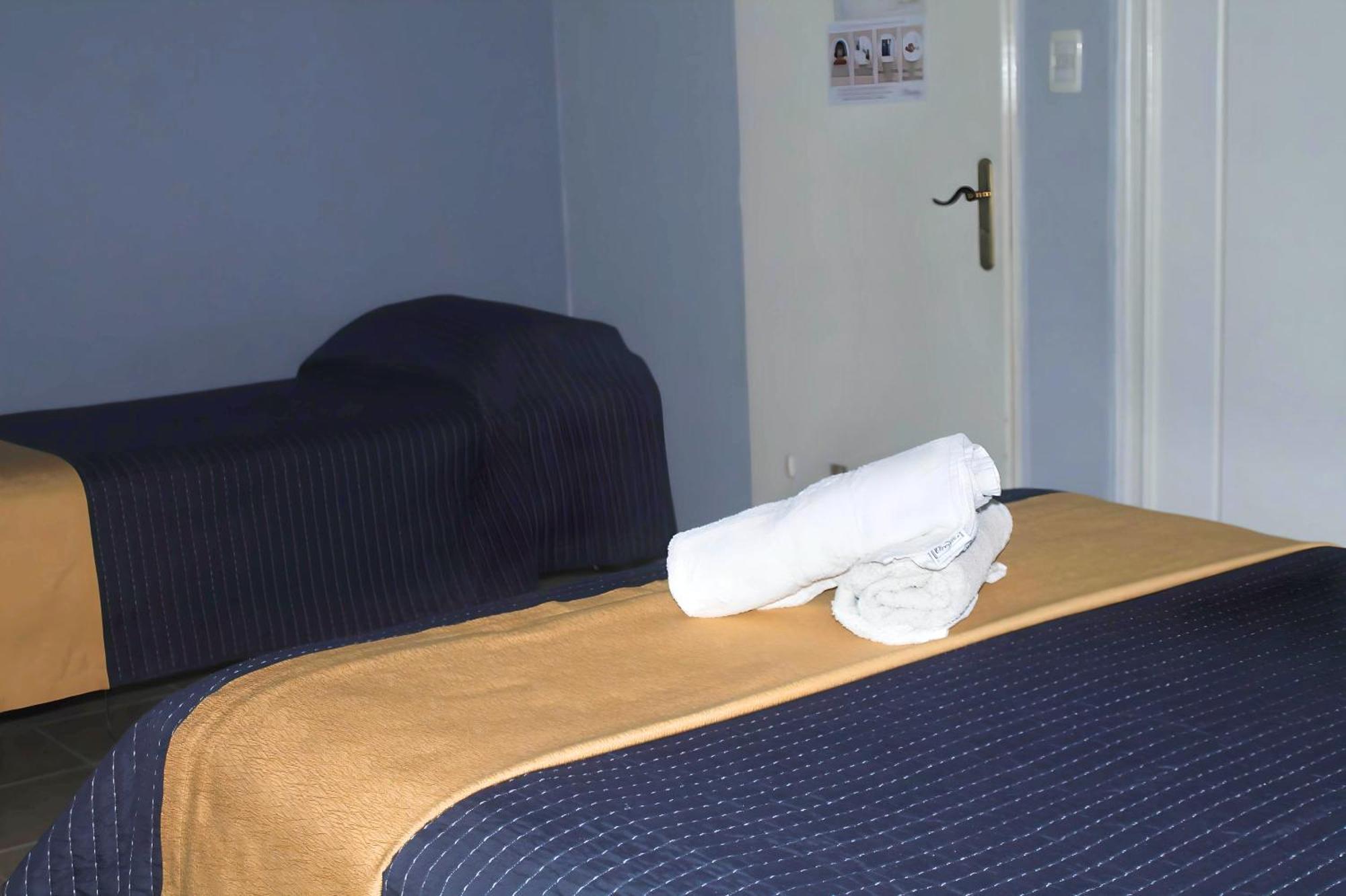 Hotel Sienna メンドーサ エクステリア 写真